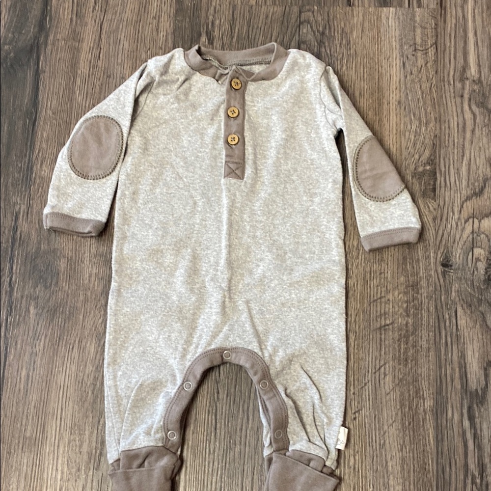 Burt’s Bees Baby Boy Romper One Piece Gray with Elbow Patches Size 0-3 mo